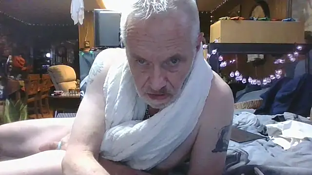 Makowboy online show from 10-23-25, 07:23