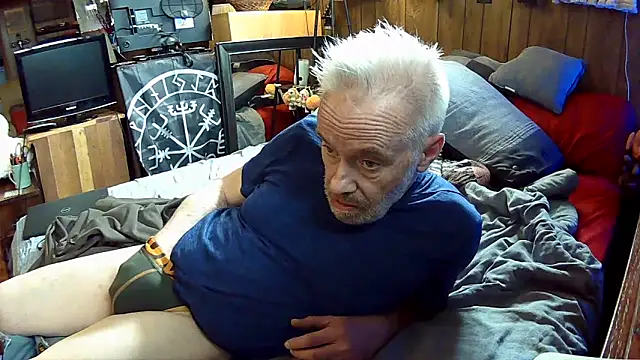 Makowboy online show from 04-25-26, 11:02