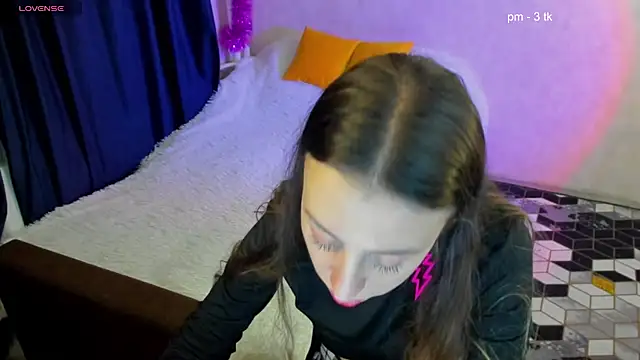 Snapshot of CurlySteph chatting on 12-26-24, 09:58 CurlySteph online show from 12-26-24, 09:58