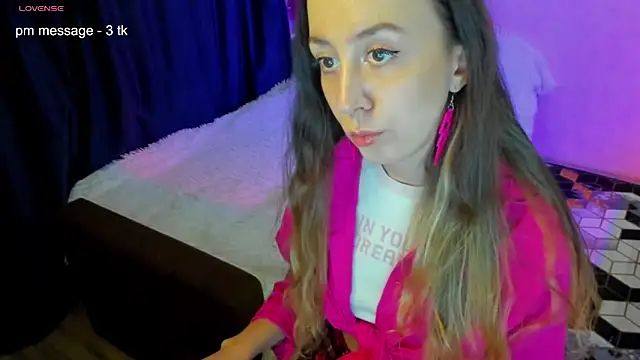 Snapshot of CurlySteph chatting on 02-01-25, 06:08 CurlySteph online show from 02-01-25, 06:08