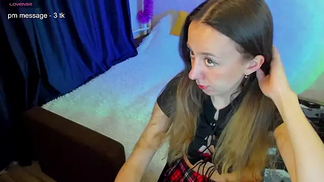 Snapshot of CurlySteph chatting on 02-07-25, 09:58 CurlySteph online show from 02-07-25, 09:58