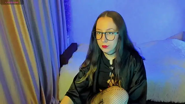 Snapshot of CurlySteph chatting on 10-03-25, 04:15 CurlySteph online show from 10-03-25, 04:15