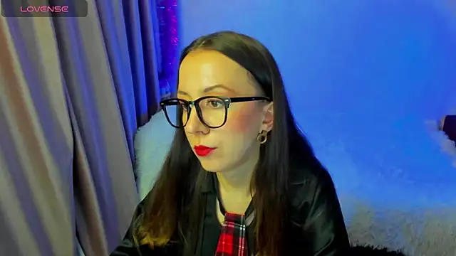 Snapshot of CurlySteph chatting on 01-17-26, 05:49 CurlySteph online show from 01-17-26, 05:49