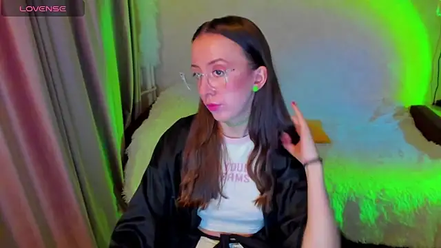 Snapshot of CurlySteph chatting on 02-09-26, 08:13 CurlySteph online show from 02-09-26, 08:13