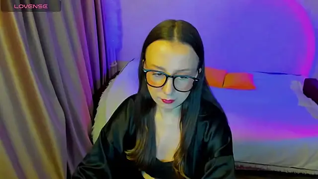 Snapshot of CurlySteph chatting on 02-19-26, 08:16 CurlySteph online show from 02-19-26, 08:16