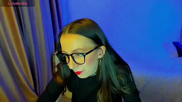 Snapshot of CurlySteph chatting on 03-05-26, 08:38 CurlySteph online show from 03-05-26, 08:38