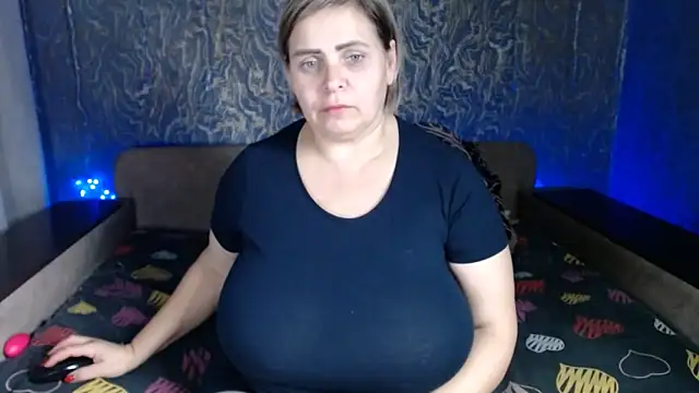 EvaCristal online show from 11-08-25, 09:24