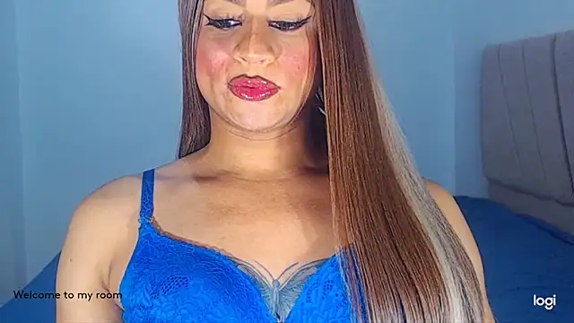 Snapshot of Valenntyna chatting on 01-15-26, 07:39 Valenntyna online show from 01-15-26, 07:39