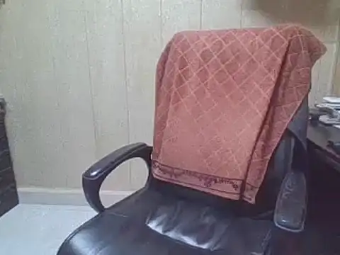 Snapshot of hairymaster95 chatting on 01-07-26, 04:15 hairymaster95 online show from 01-07-26, 04:15