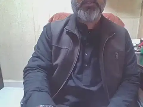 Snapshot of hairymaster95 chatting on 02-02-26, 04:44 hairymaster95 online show from 02-02-26, 04:44