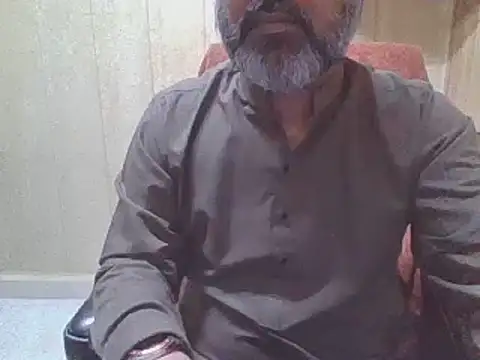 Snapshot of hairymaster95 chatting on 03-11-26, 07:25 hairymaster95 online show from 03-11-26, 07:25