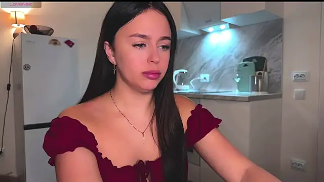 Snapshot of Megan_Nilson chatting on 01-05-25, 01:03 Megan Nilson online show from 01-05-25, 01:03