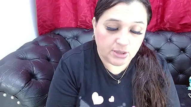 Kerly Doll online show from 06-20-26, 12:52