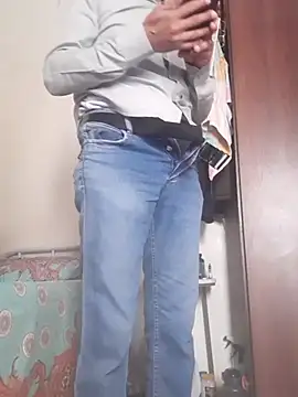 Snapshot of akramali40yo chatting on 12-04-25, 06:01 akramali40yo online show from 12-04-25, 06:01