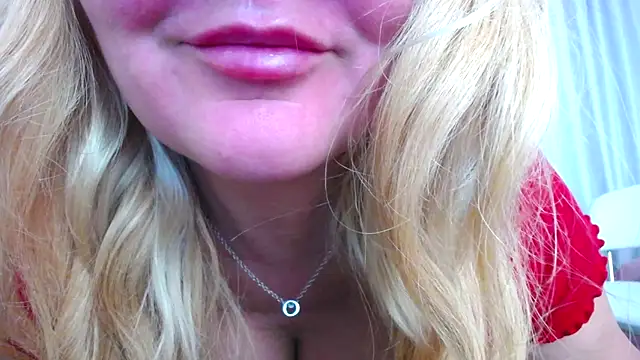 Snapshot of faceless_ chatting on 02-15-26, 11:08 faceless online show from 02-15-26, 11:08