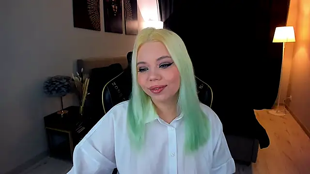 EnergyBunny 1 online show from 11-18-25, 07:40