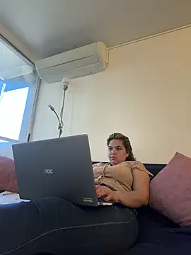 nurse becky online show from 02-04-26, 03:29