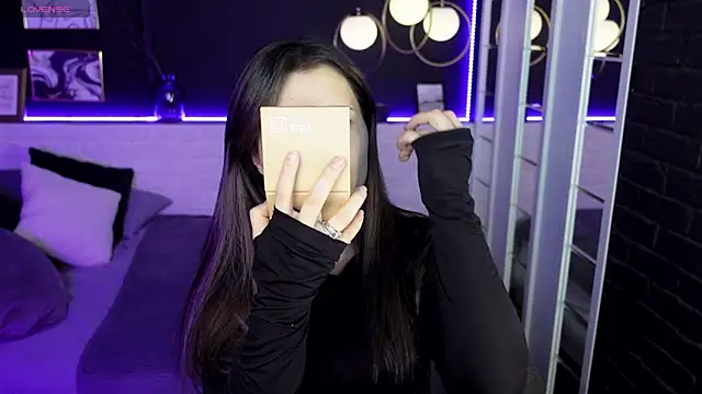 KylieMellow online show from 01-29-25, 01:38