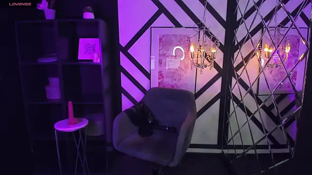 KylieMellow online show from 02-17-25, 04:37