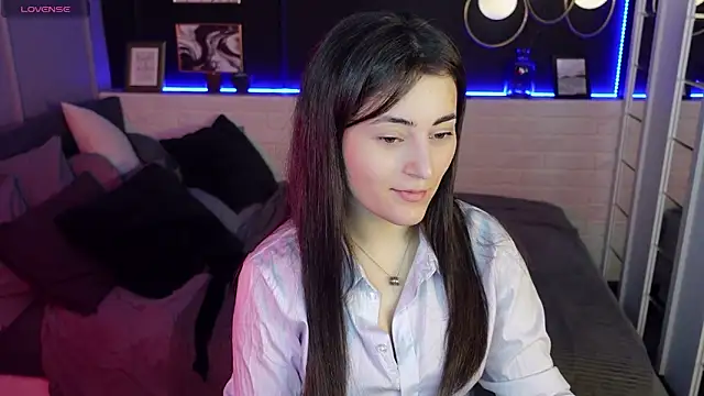 KylieMellow online show from 02-28-25, 05:48