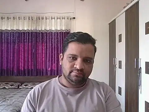 Snapshot of dhruv_love chatting on 12-22-25, 04:09 dhruv love online show from 12-22-25, 04:09