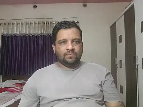 Snapshot of dhruv_love chatting on 04-02-26, 12:14 dhruv love online show from 04-02-26, 12:14