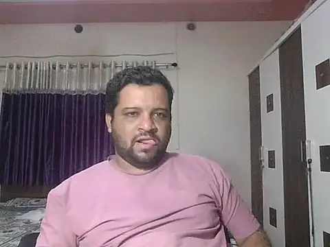 Snapshot of dhruv_love chatting on 04-06-26, 01:01 dhruv love online show from 04-06-26, 01:01