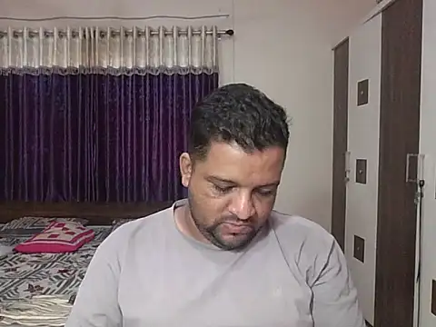 Snapshot of dhruv_love chatting on 04-15-26, 12:12 dhruv love online show from 04-15-26, 12:12