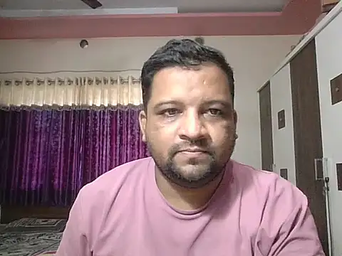 Snapshot of dhruv_love chatting on 04-16-26, 04:46 dhruv love online show from 04-16-26, 04:46