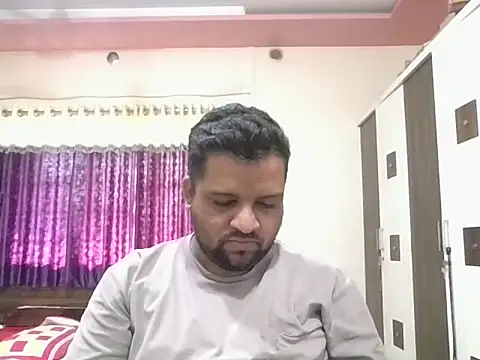 Snapshot of dhruv_love chatting on 04-24-26, 04:15 dhruv love online show from 04-24-26, 04:15