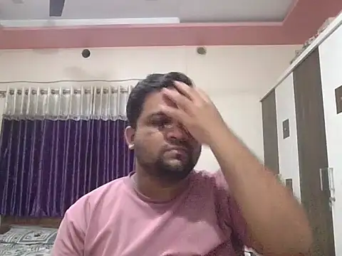 Snapshot of dhruv_love chatting on 05-09-26, 01:27 dhruv love online show from 05-09-26, 01:27
