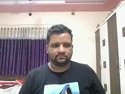 Snapshot of dhruv_love chatting on 06-11-26, 02:15 dhruv love online show from 06-11-26, 02:15