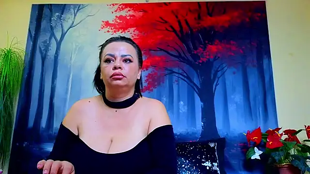 Snapshot of ElizabethEven chatting on 11-04-25, 04:55 ElizabethEven online show from 11-04-25, 04:55