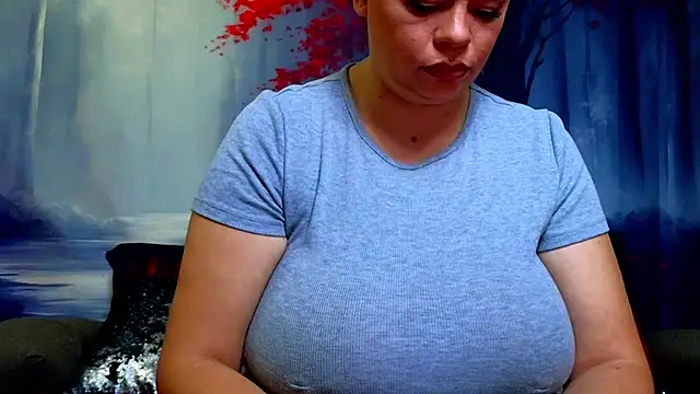 Snapshot of ElizabethEven chatting on 12-14-25, 05:51 ElizabethEven online show from 12-14-25, 05:51