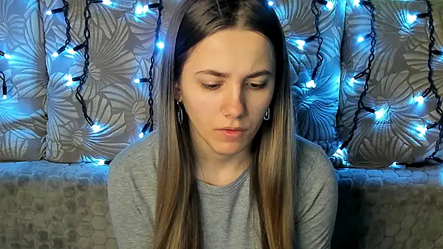 MaggieCake online show from 03-01-25, 05:52