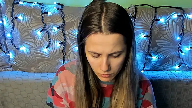 MaggieCake online show from 02-02-26, 03:05