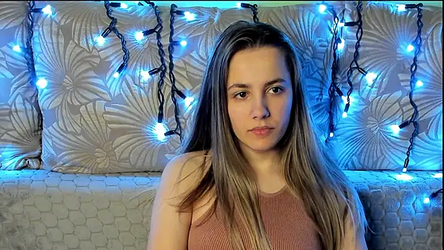 MaggieCake online show from 03-19-26, 01:53