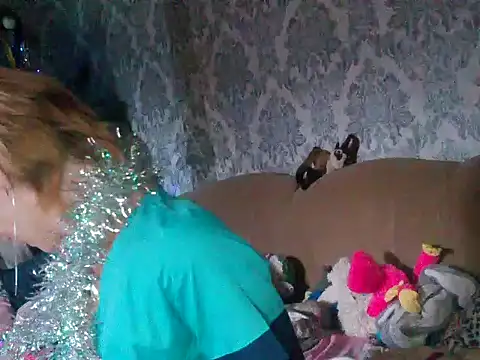 Snapshot of WildMissNiks chatting on 12-27-24, 10:01 WildMissNiks online show from 12-27-24, 10:01