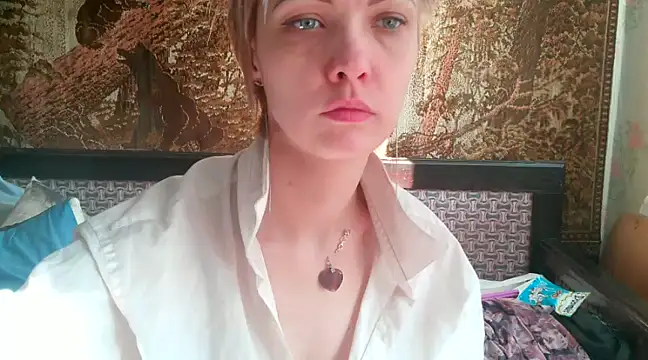 Snapshot of WildMissNiks chatting on 02-13-25, 07:56 WildMissNiks online show from 02-13-25, 07:56