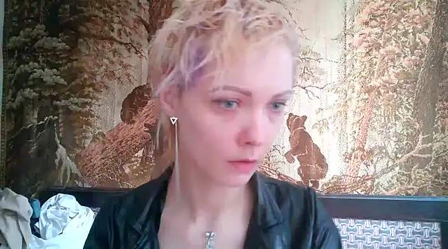 Snapshot of WildMissNiks chatting on 03-16-25, 08:32 WildMissNiks online show from 03-16-25, 08:32