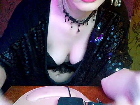 Snapshot of WildMissNiks chatting on 12-03-25, 08:45 WildMissNiks online show from 12-03-25, 08:45