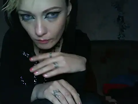 WildMissNiks online show from 06-16-26, 06:49