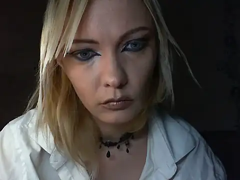 WildMissNiks online show from 07-29-26, 06:44