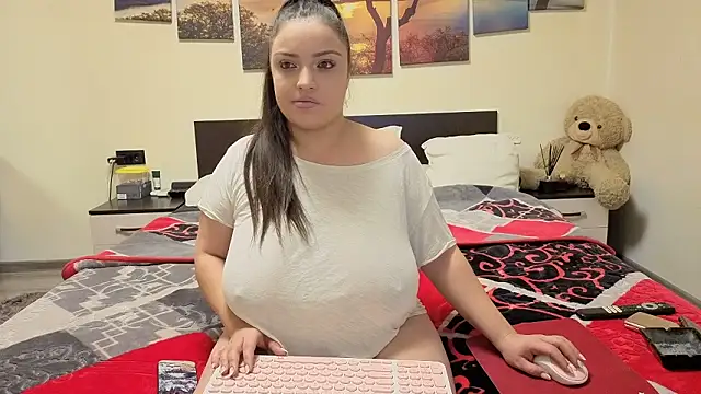 adelline online show from 02-02-26, 09:46