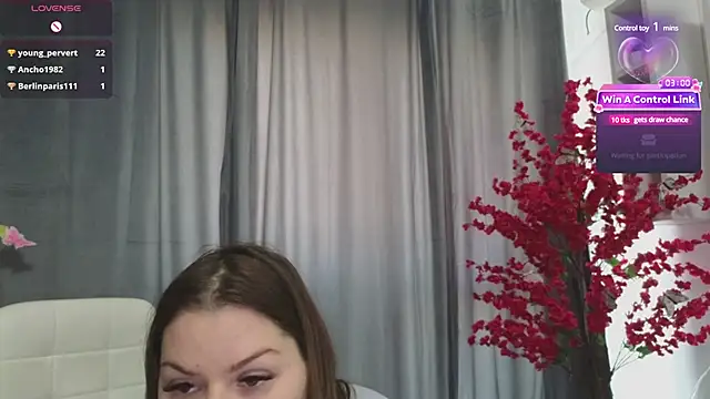 Raven Luna online show from 02-20-25, 10:16