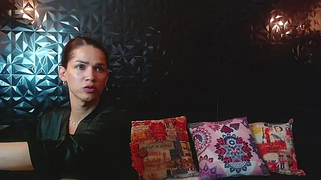 PINK  LOLA1 online show from 10-28-25, 11:07