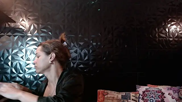 PINK  LOLA1 online show from 04-29-26, 10:27