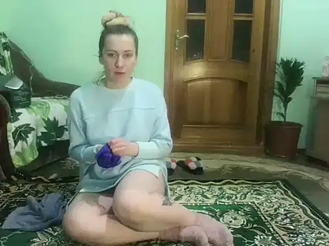 Snapshot of AngelTough20 chatting on 12-12-24, 09:15 AngelTough20 online show from 12-12-24, 09:15