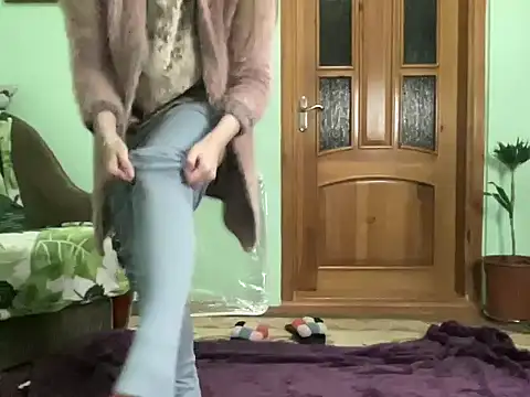 Snapshot of AngelTough20 chatting on 10-19-25, 10:10 AngelTough20 online show from 10-19-25, 10:10