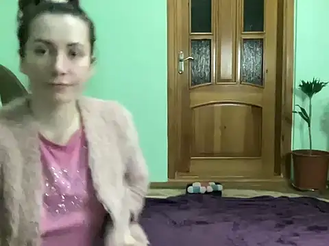 Snapshot of AngelTough20 chatting on 11-17-25, 11:43 AngelTough20 online show from 11-17-25, 11:43